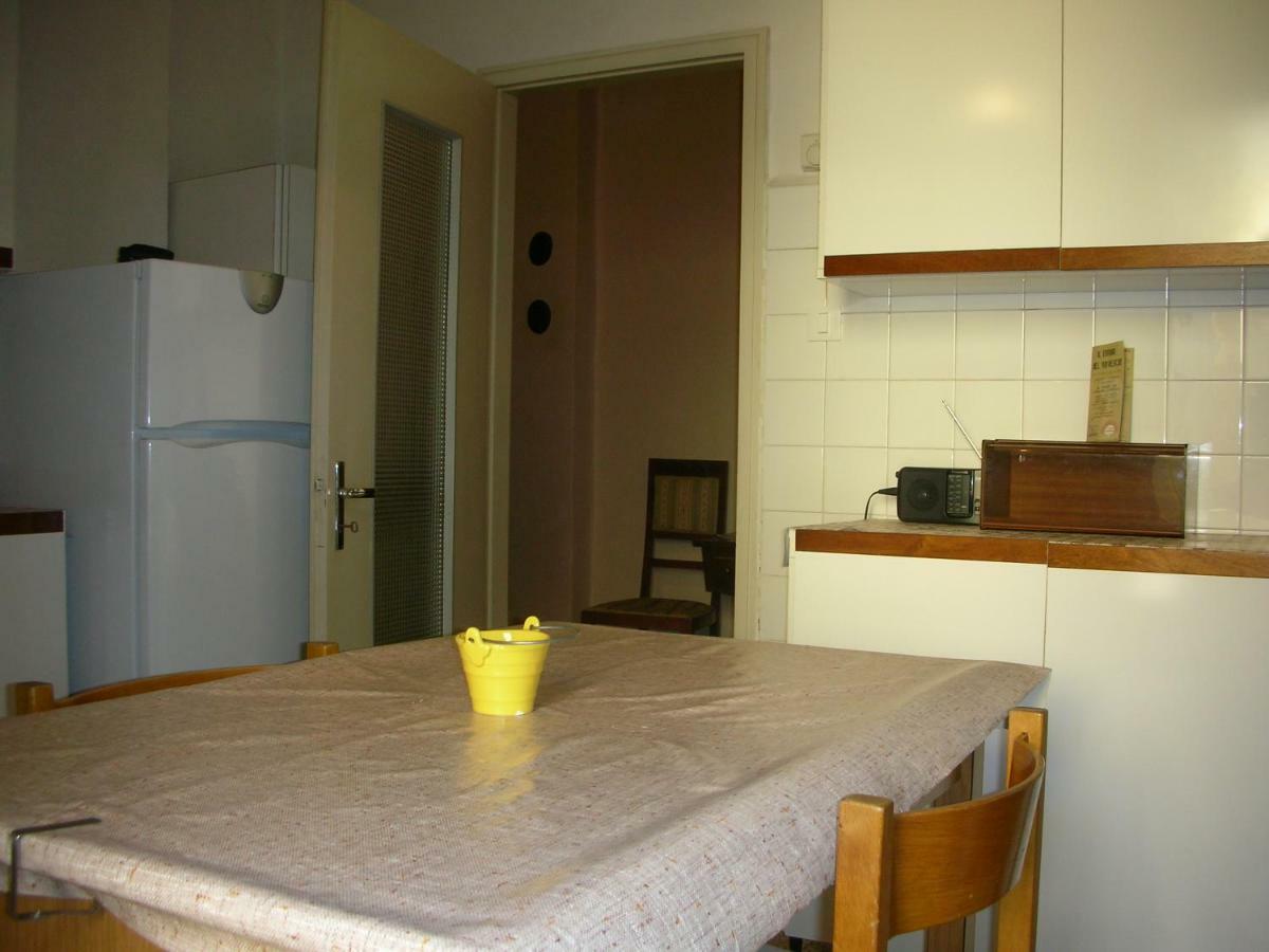 Nice Apartments In Downtown ボローニャ エクステリア 写真